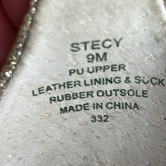 Steve Madden Gold Shimmy Heels - Picture 9 of 10